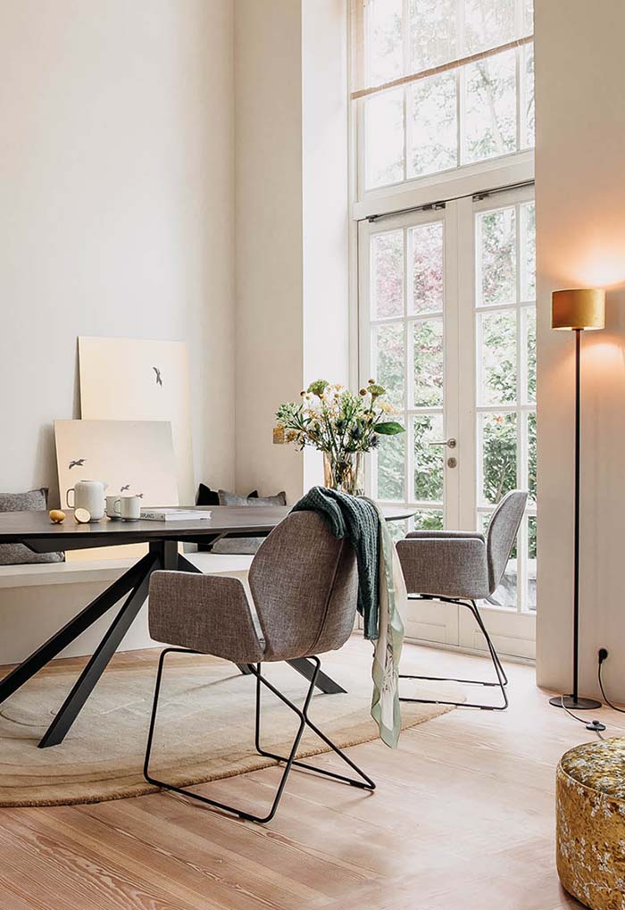 moderne eetkamerstoel met minimalistische looks