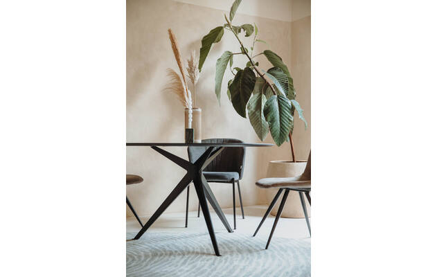 Goossens excellent eettafel uniek zwart eiken - 8220440s-01