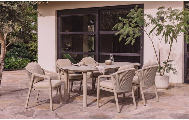 Goossens tuintafel vernazza bruin keramiek - 8260633-goossens-vernazza-tuintafels-keramiek-01
