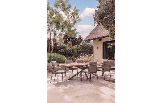 Goossens tuintafel toscane blank teak - 8260636-goossens-toscane-tuintafels-teak-01